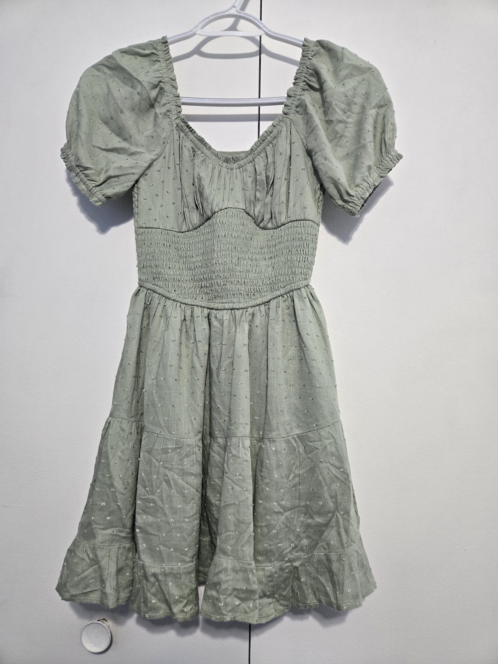 Hollister Sage Green Swiss Dot Puff Sleeve Romper‎ XS Cottagecore Lined